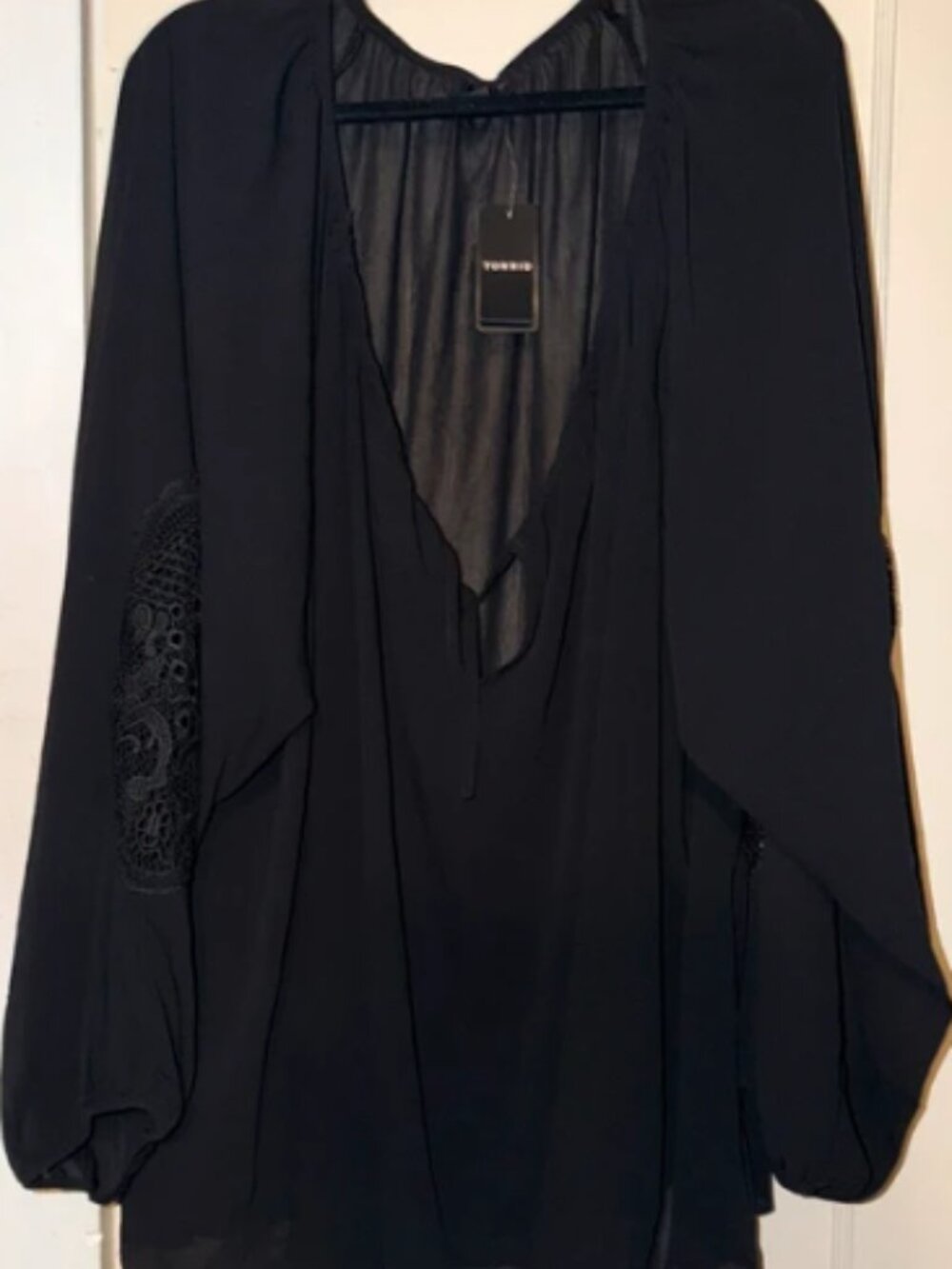 Torrid Blouse size 5 NWT